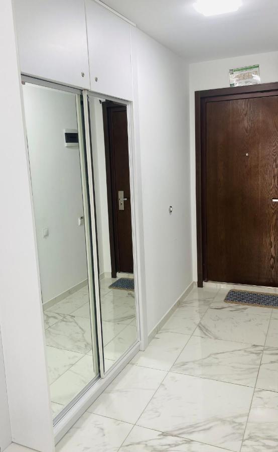 Sea View Studio Apartment In Orbi Residence Batumi Exterior photo
